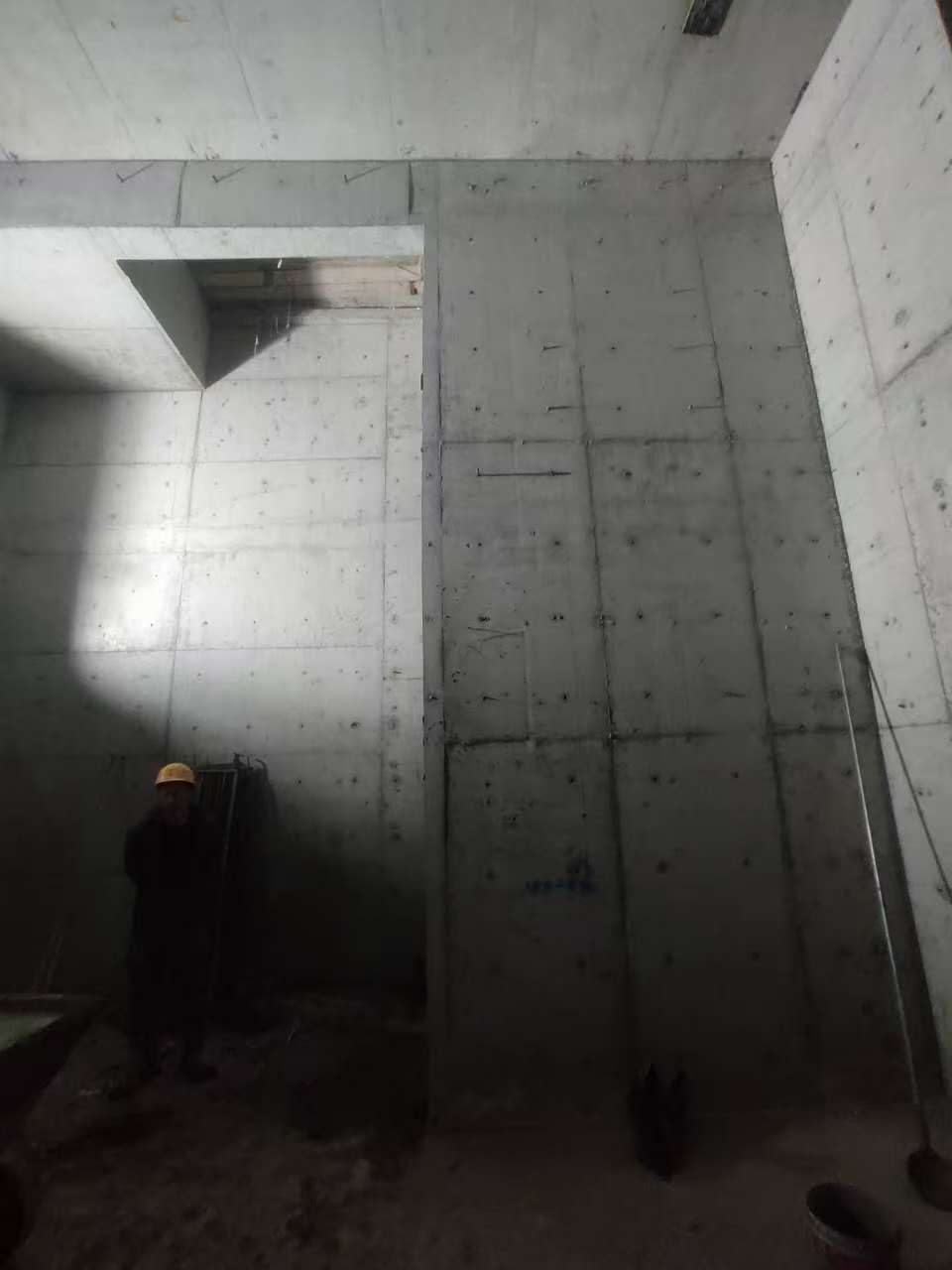 汶川墙上开槽钢筋断了有影响吗